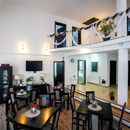 Casa Alessias Hotel Vişeu de Sus Esterno foto