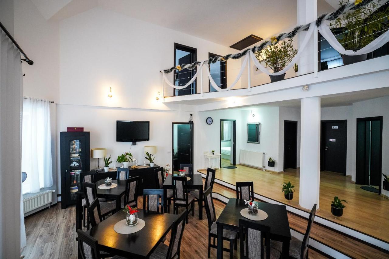 Casa Alessias Hotel Vişeu de Sus Esterno foto